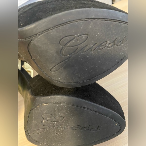 GUESS Black & Gold High Heels - Picture 6 of 7